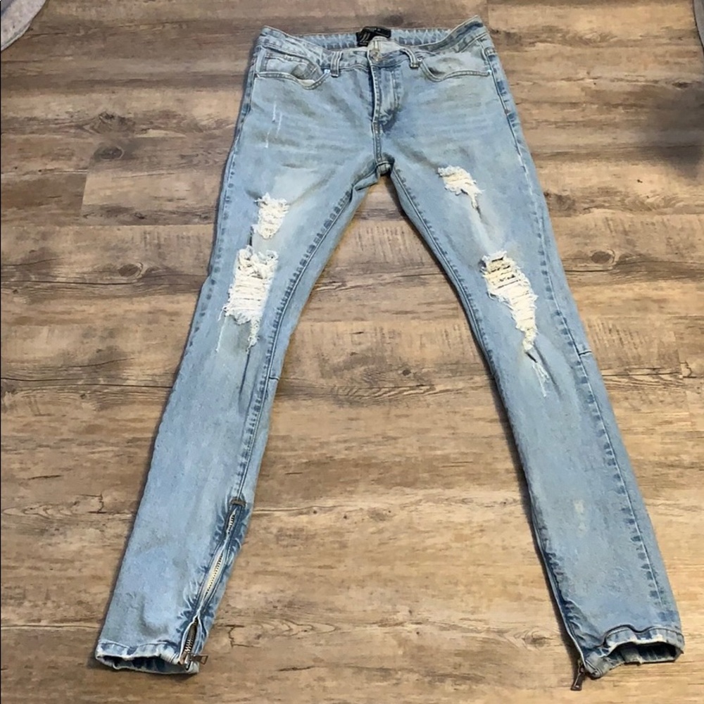 Skinny Destroyed Men’s Jeans